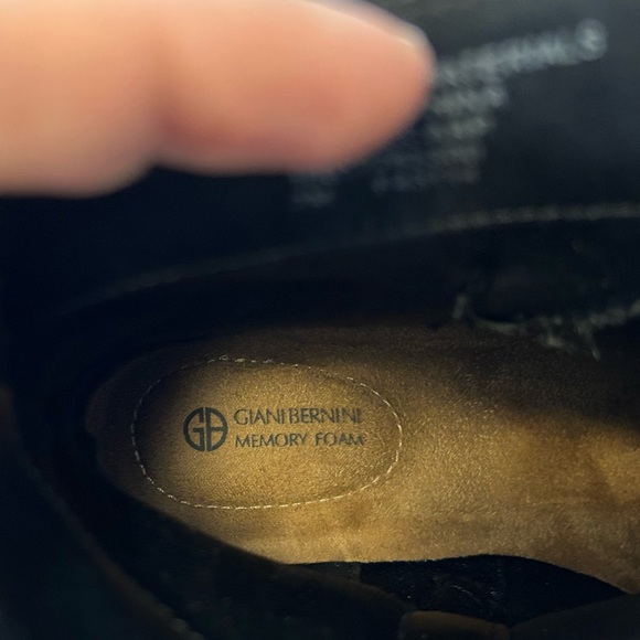 NWOT Giani Bernini Faux Leather Buckled Ankle Booties with Zipper & Memory Foam - Picture 6 of 7